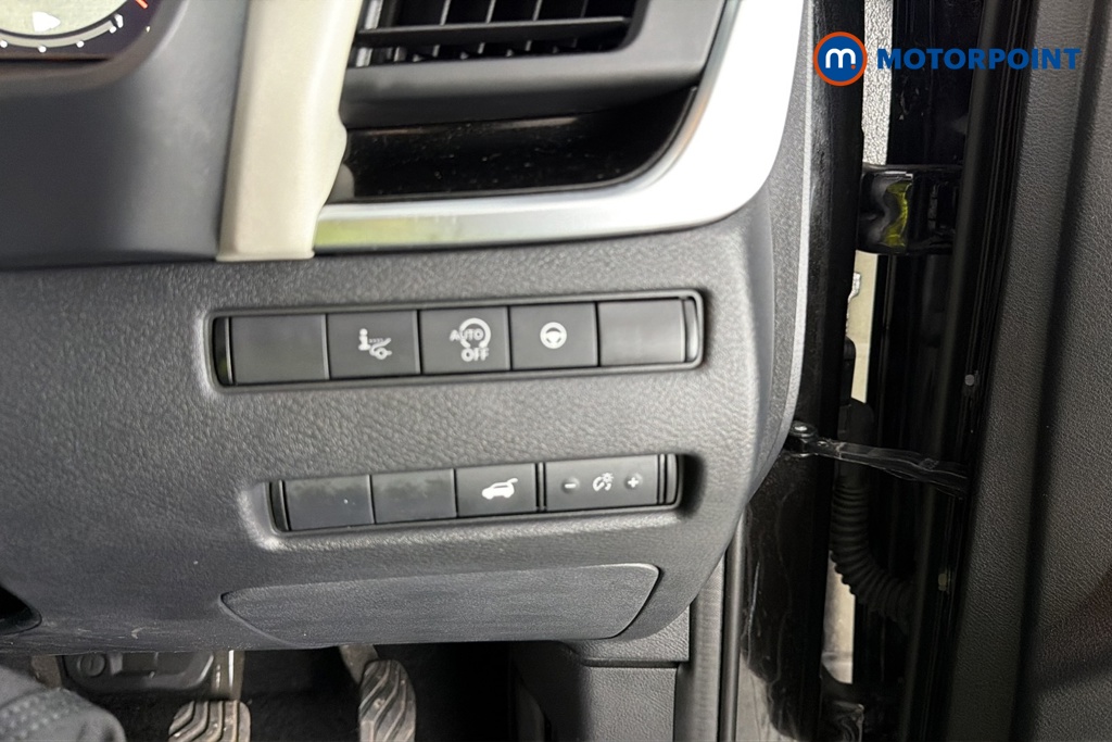 Nissan Qashqai Tekna Manual Petrol SUV - Stock Number (1682532) - 11th supplementary image