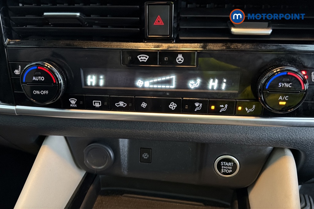 Nissan Qashqai Tekna Manual Petrol SUV - Stock Number (1682532) - 12th supplementary image