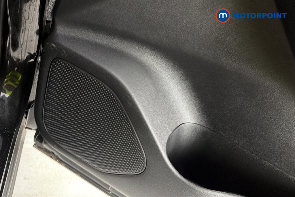 Nissan Qashqai Tekna Manual Petrol SUV - Stock Number (1682532) - 21st supplementary image