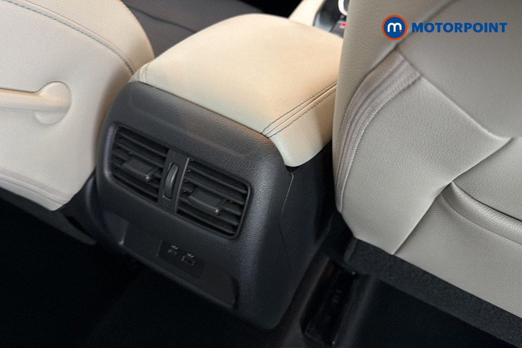 Nissan Qashqai Tekna Manual Petrol SUV - Stock Number (1682532) - 28th supplementary image