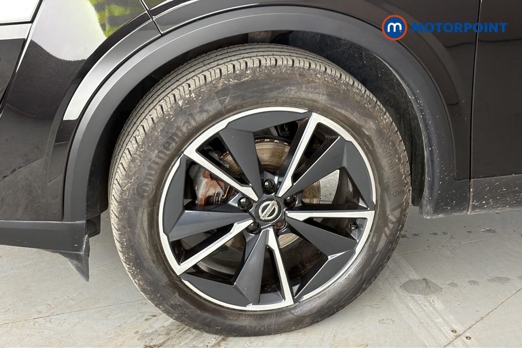 Nissan Qashqai Tekna Manual Petrol SUV - Stock Number (1682532) - 44th supplementary image