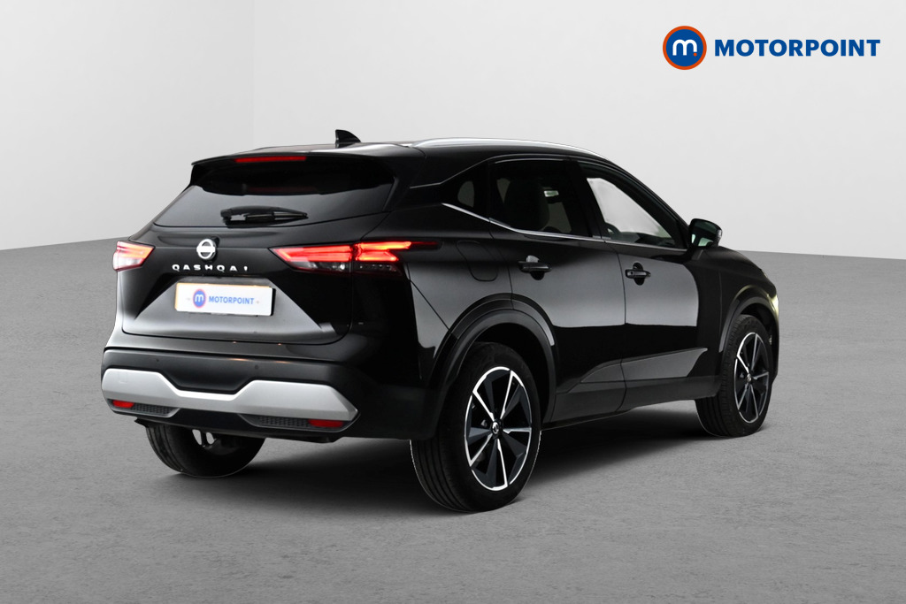 Nissan Qashqai Tekna Manual Petrol SUV - Stock Number (1682532) - Passenger side rear corner