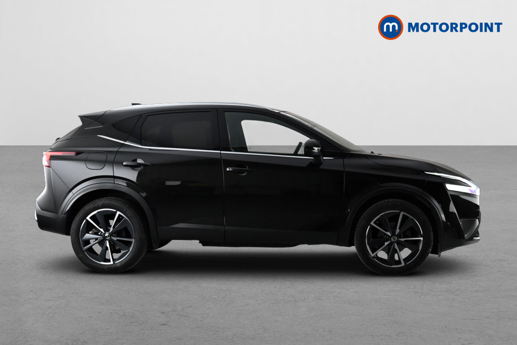 Nissan Qashqai Tekna Manual Petrol SUV - Stock Number (1682532) - Passenger side
