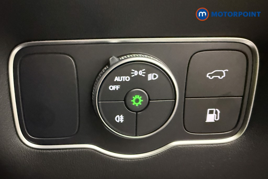 Chery Tiggo 8 Summit Automatic Petrol Plug-In Hybrid SUV - Stock Number (1682722) - 17th supplementary image