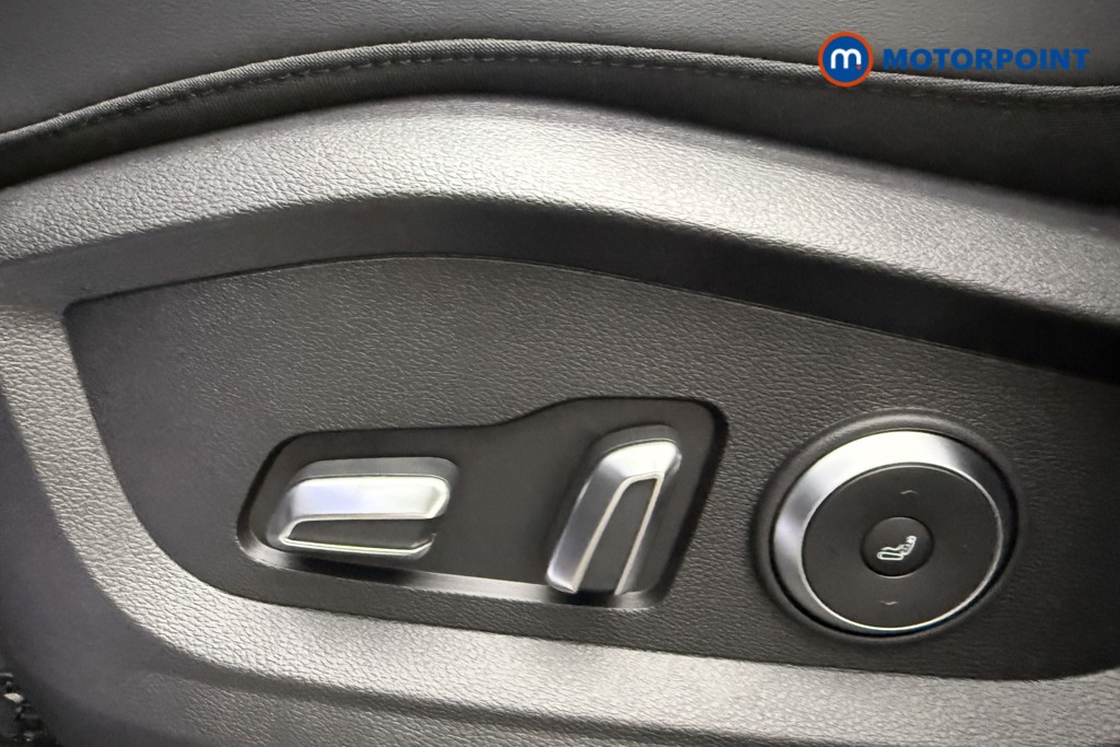 Chery Tiggo 8 Summit Automatic Petrol Plug-In Hybrid SUV - Stock Number (1682722) - 19th supplementary image