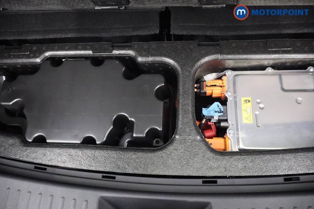 Chery Tiggo 8 Summit Automatic Petrol Plug-In Hybrid SUV - Stock Number (1682726) - 58th supplementary image
