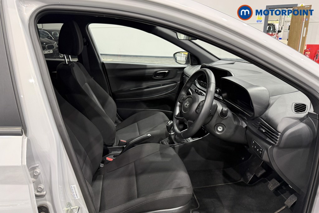 Hyundai I20 Black Line Manual Petrol Hatchback - Stock Number (1683283) - 1st supplementary image