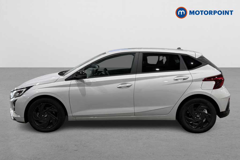 Hyundai I20 Black Line Manual Petrol Hatchback - Stock Number (1683283) - Passenger side