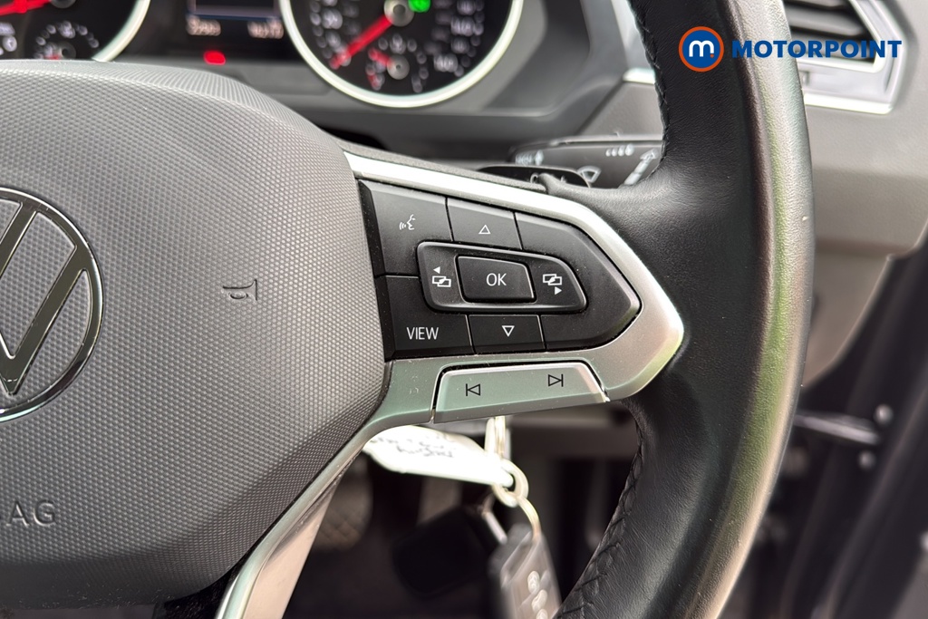 Volkswagen Tiguan Life Automatic Petrol SUV - Stock Number (1683331) - 3rd supplementary image