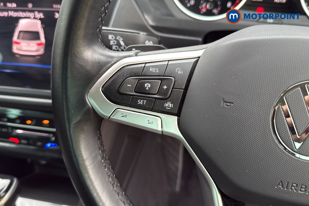 Volkswagen Tiguan Life Automatic Petrol SUV - Stock Number (1683331) - 4th supplementary image