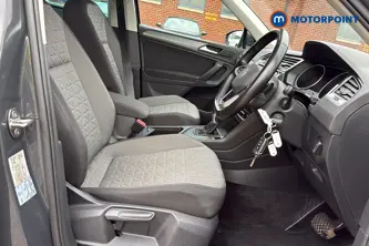 Volkswagen Tiguan Life Automatic Petrol SUV - Stock Number (1683331) - 22nd supplementary image