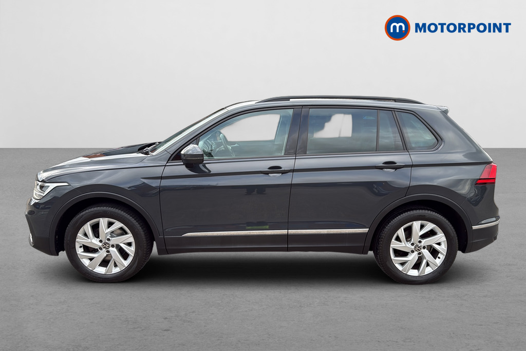 Volkswagen Tiguan Life Automatic Petrol SUV - Stock Number (1683331) - Drivers side