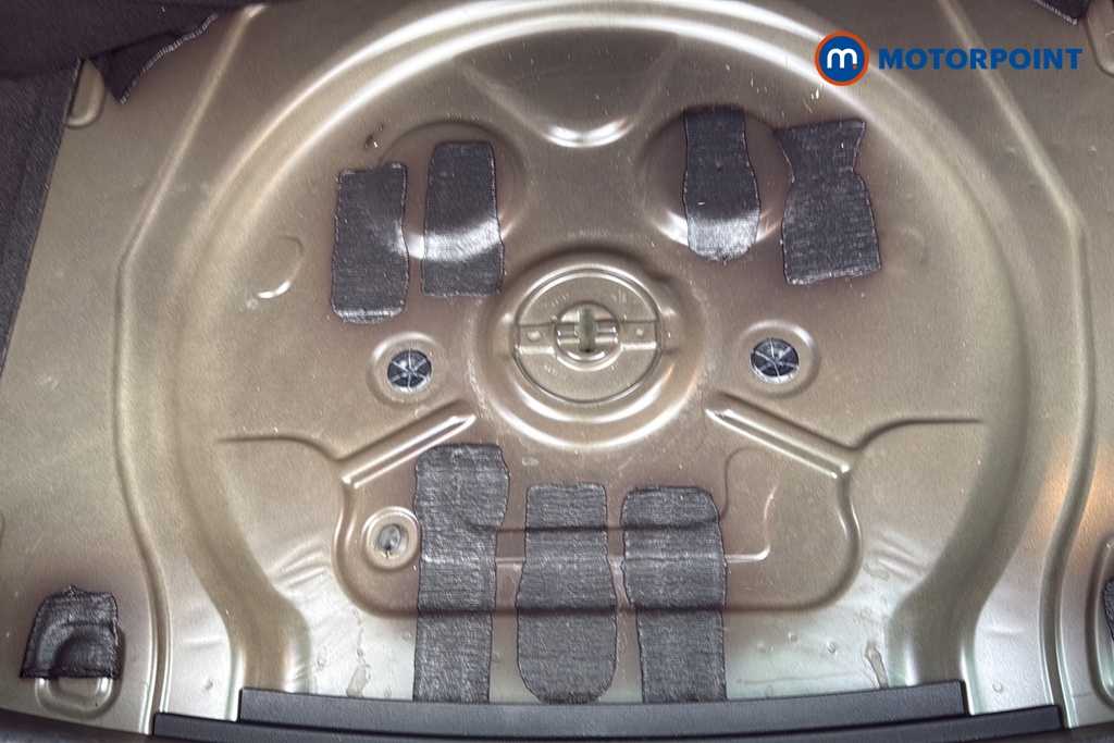 Volkswagen Tiguan Life Automatic Petrol SUV - Stock Number (1683331) - 33rd supplementary image