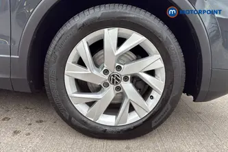 Volkswagen Tiguan Life Automatic Petrol SUV - Stock Number (1683331) - 47th supplementary image