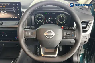 Nissan Qashqai N-Connecta Manual Petrol SUV - Stock Number (1683478) - 2nd supplementary image