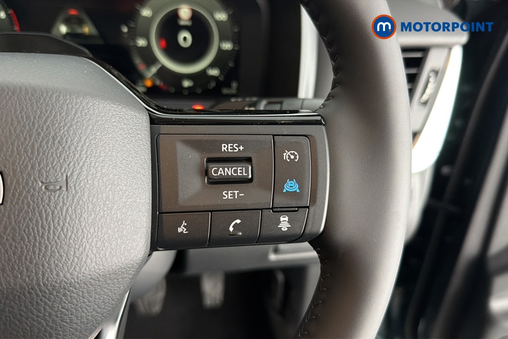 Nissan Qashqai N-Connecta Manual Petrol SUV - Stock Number (1683478) - 3rd supplementary image
