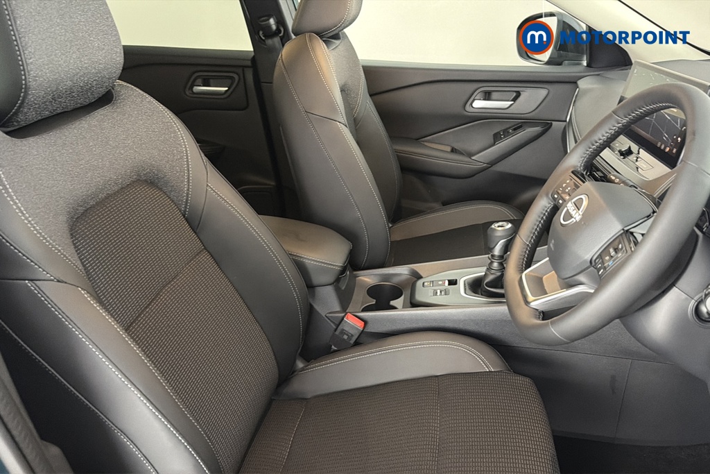 Nissan Qashqai N-Connecta Manual Petrol SUV - Stock Number (1683478) - 22nd supplementary image