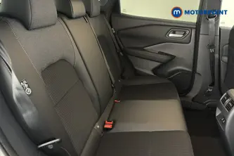 Nissan Qashqai N-Connecta Manual Petrol SUV - Stock Number (1683478) - 25th supplementary image