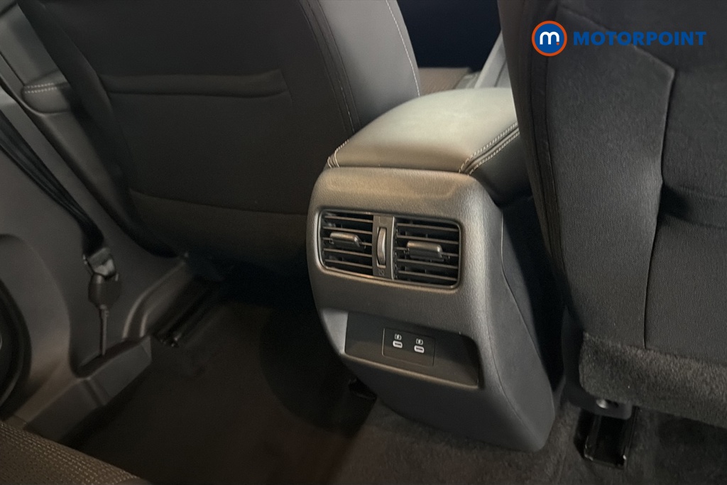 Nissan Qashqai N-Connecta Manual Petrol SUV - Stock Number (1683478) - 28th supplementary image