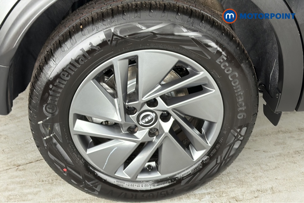 Nissan Qashqai Acenta Premium Manual Petrol SUV - Stock Number (1683516) - 46th supplementary image