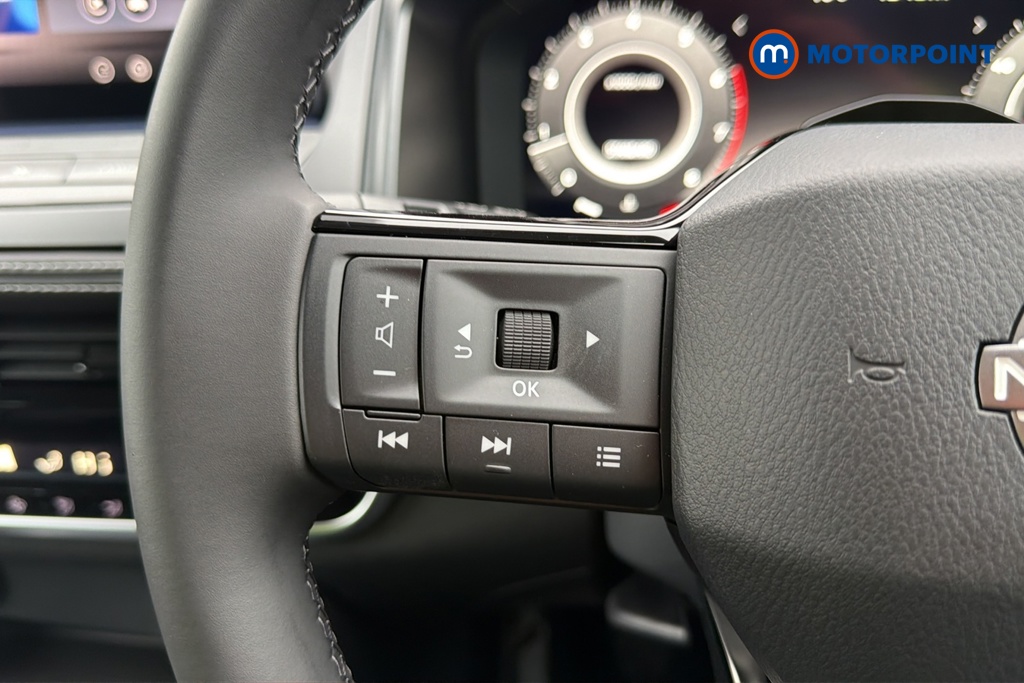 Nissan Qashqai Acenta Premium Manual Petrol SUV - Stock Number (1683519) - 4th supplementary image