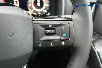 Nissan Qashqai N-Connecta Manual Petrol SUV - Stock Number (1683529) - 3rd supplementary image