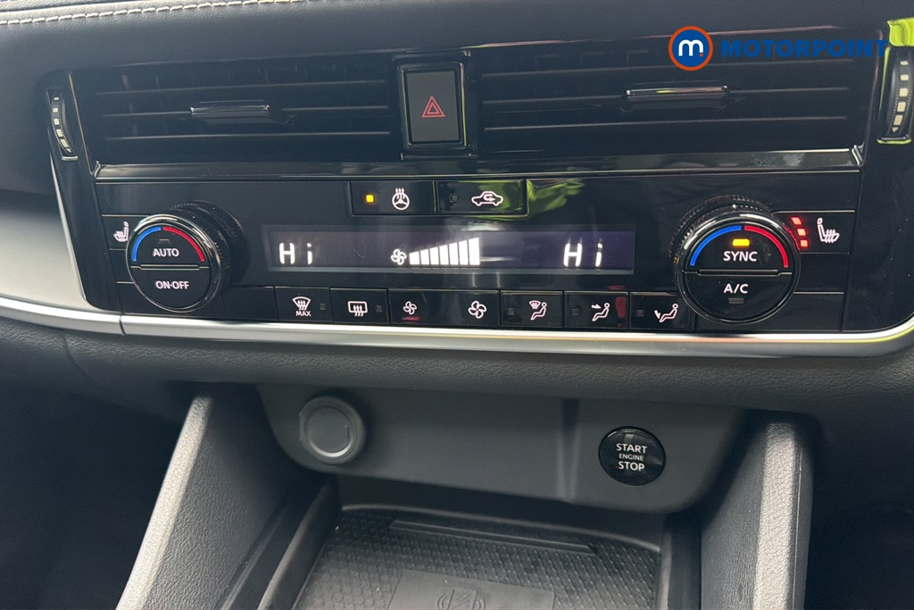 Nissan Qashqai N-Connecta Manual Petrol SUV - Stock Number (1683529) - 12th supplementary image