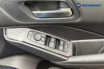Nissan Qashqai N-Connecta Manual Petrol SUV - Stock Number (1683529) - 19th supplementary image