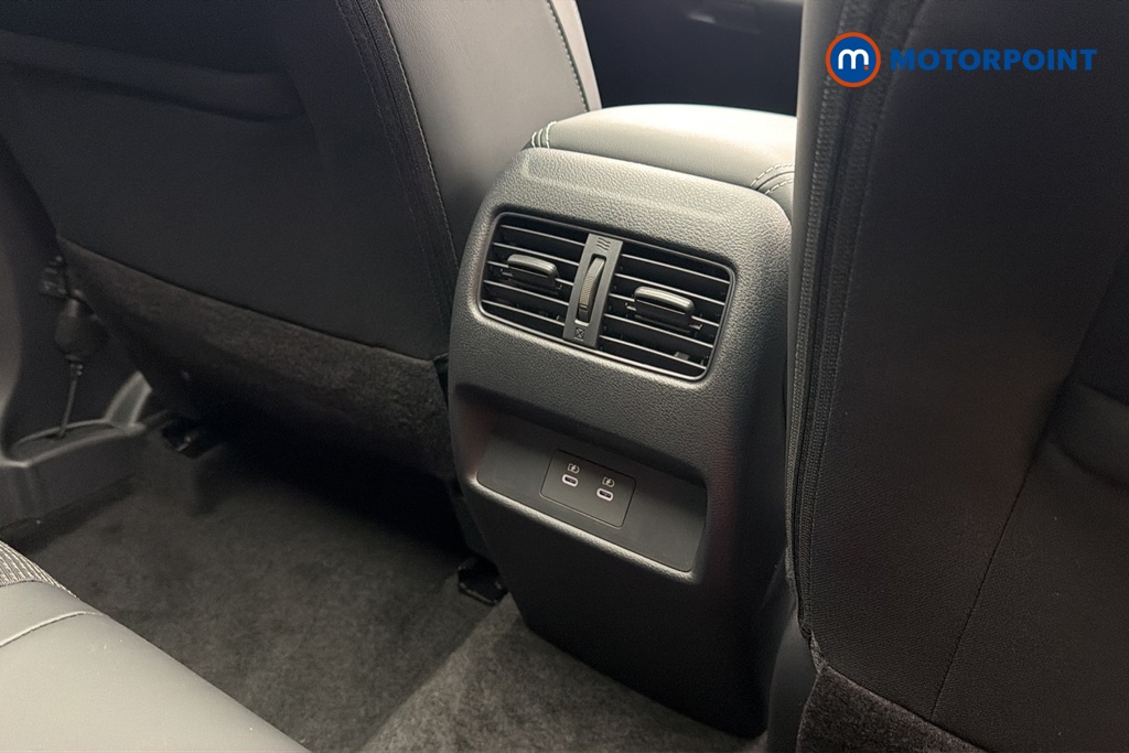 Nissan Qashqai N-Connecta Manual Petrol SUV - Stock Number (1683529) - 28th supplementary image