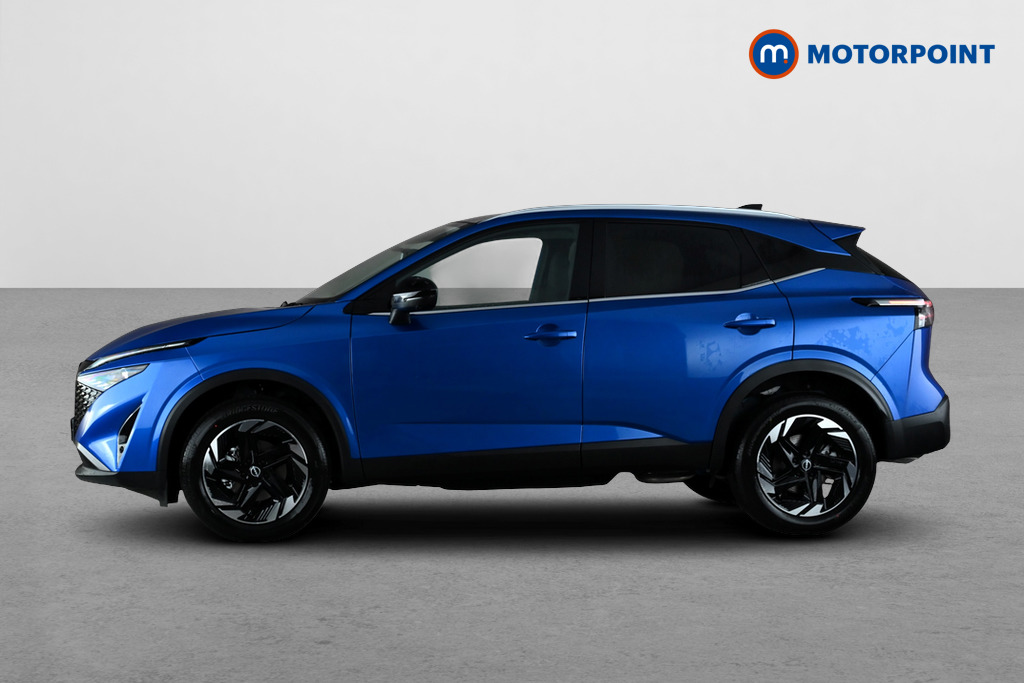 Nissan Qashqai N-Connecta Manual Petrol SUV - Stock Number (1683529) - Drivers side