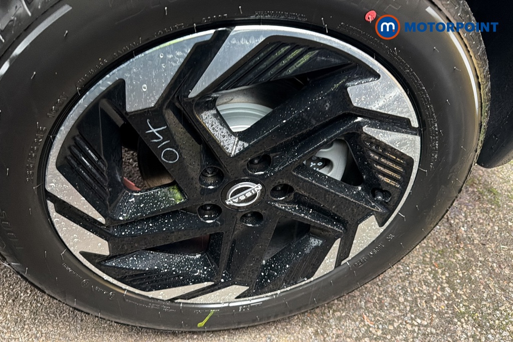 Nissan Qashqai N-Connecta Manual Petrol SUV - Stock Number (1683529) - 45th supplementary image
