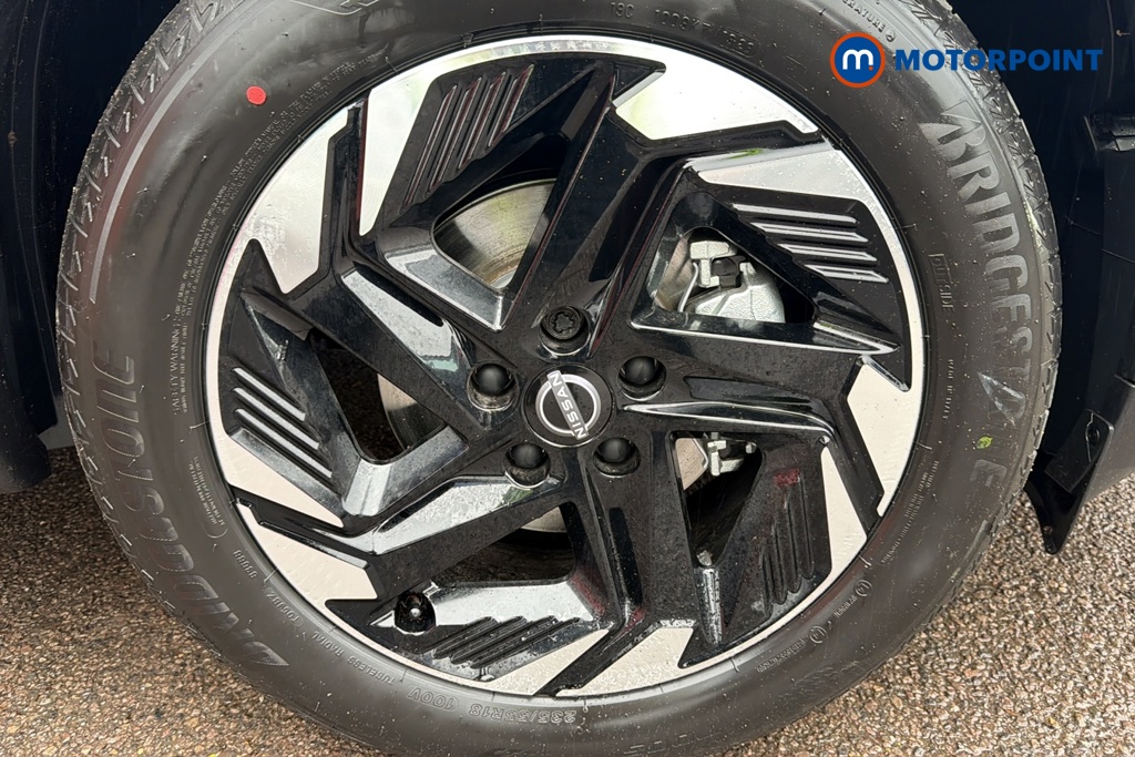 Nissan Qashqai N-Connecta Manual Petrol SUV - Stock Number (1683529) - 47th supplementary image