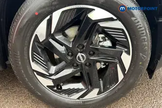 Nissan Qashqai N-Connecta Manual Petrol SUV - Stock Number (1683529) - 47th supplementary image