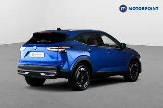 Nissan Qashqai N-Connecta Manual Petrol SUV - Stock Number (1683529) - Passenger side rear corner