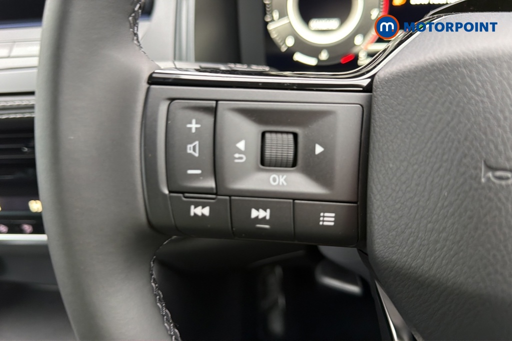 Nissan Qashqai Acenta Premium Manual Petrol SUV - Stock Number (1683542) - 4th supplementary image