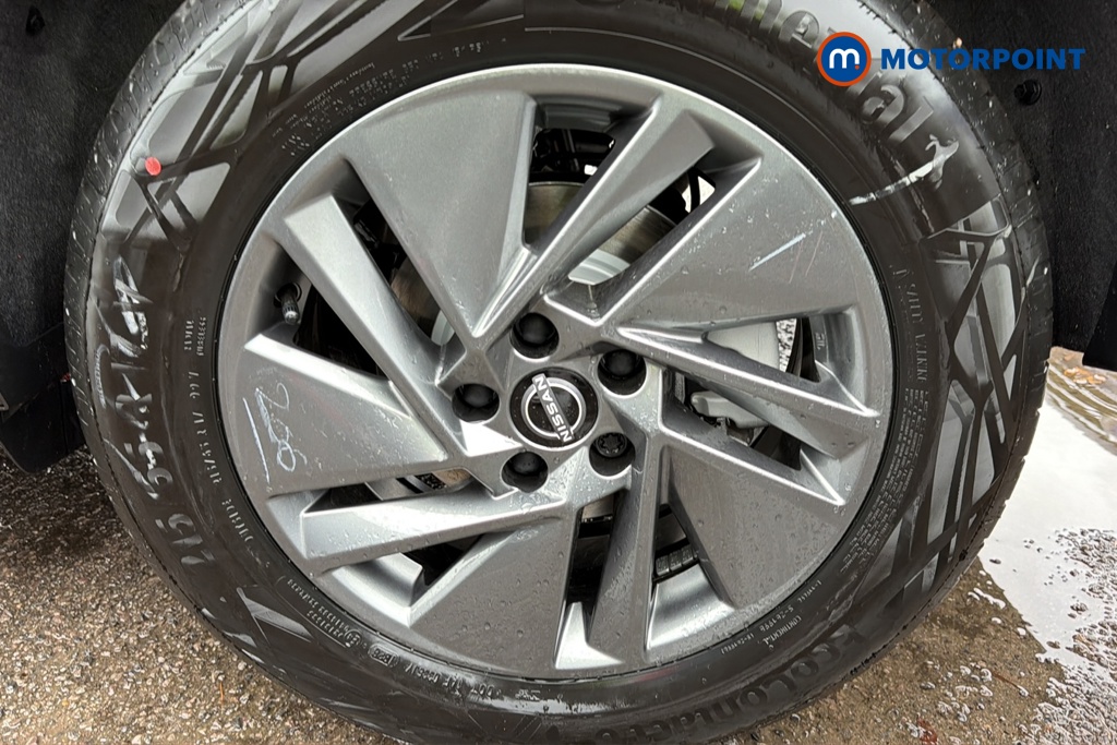Nissan Qashqai Acenta Premium Manual Petrol SUV - Stock Number (1683542) - 45th supplementary image