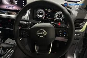 Nissan Qashqai N-Connecta Manual Petrol SUV - Stock Number (1683546) - 2nd supplementary image
