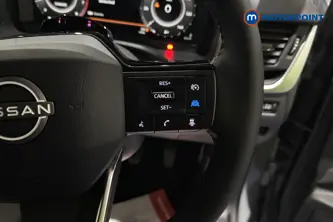 Nissan Qashqai N-Connecta Manual Petrol SUV - Stock Number (1683546) - 3rd supplementary image
