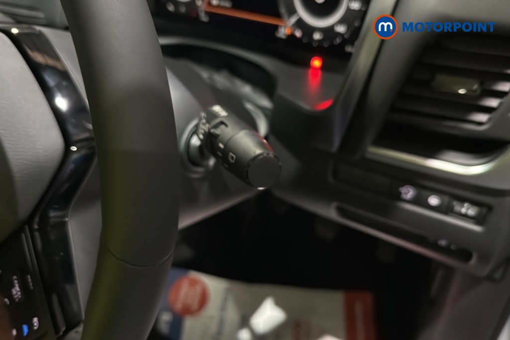 Nissan Qashqai N-Connecta Manual Petrol SUV - Stock Number (1683546) - 6th supplementary image