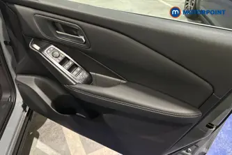 Nissan Qashqai N-Connecta Manual Petrol SUV - Stock Number (1683546) - 18th supplementary image