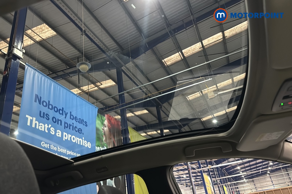 Nissan Qashqai N-Connecta Manual Petrol SUV - Stock Number (1683546) - 20th supplementary image