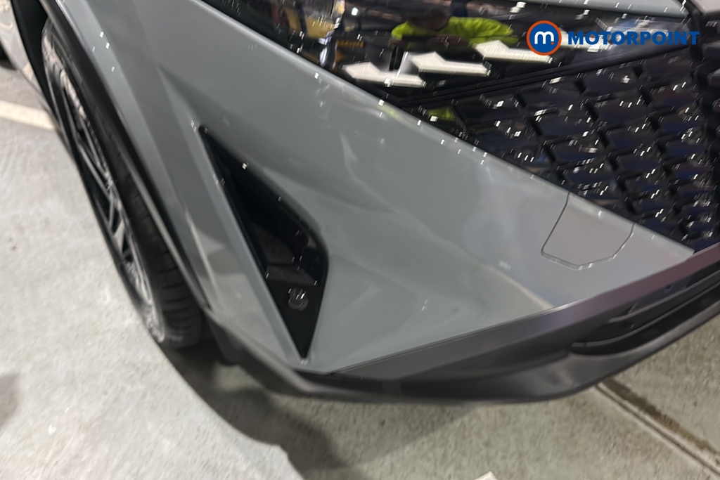 Nissan Qashqai N-Connecta Manual Petrol SUV - Stock Number (1683546) - 38th supplementary image