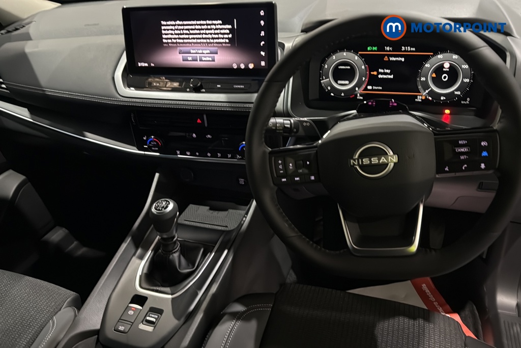 Nissan Qashqai N-Connecta Manual Petrol SUV - Stock Number (1683546) - 1st supplementary image