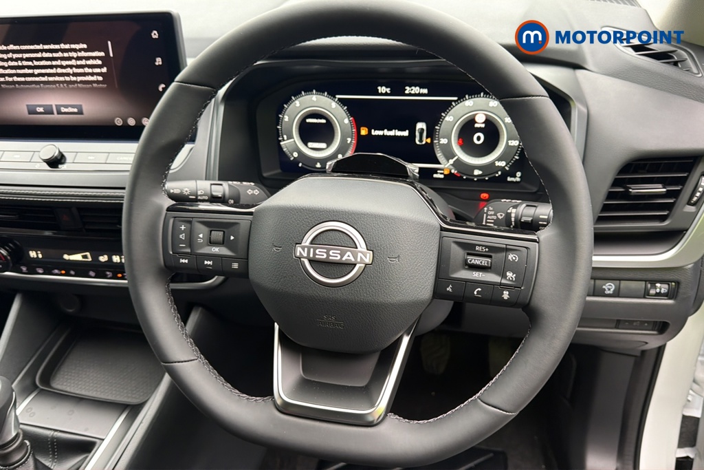 Nissan Qashqai Acenta Premium Manual Petrol SUV - Stock Number (1683556) - 2nd supplementary image