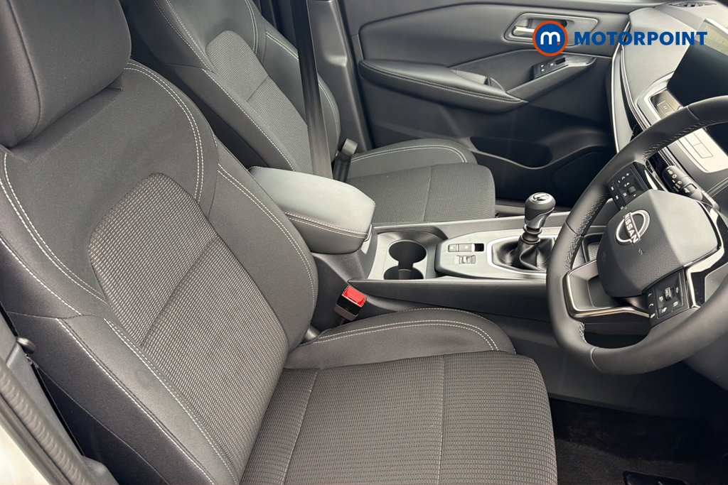 Nissan Qashqai Acenta Premium Manual Petrol SUV - Stock Number (1683556) - 22nd supplementary image