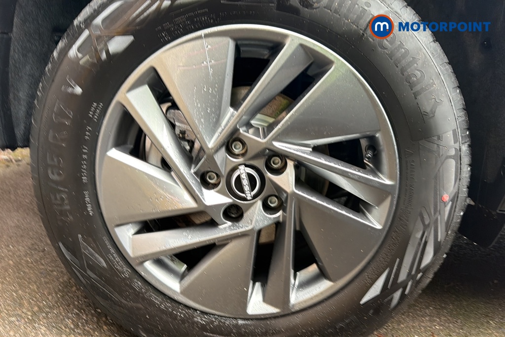 Nissan Qashqai Acenta Premium Manual Petrol SUV - Stock Number (1683556) - 46th supplementary image