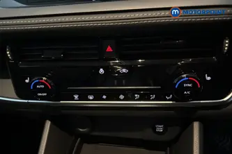 Nissan Qashqai N-Connecta Manual Petrol SUV - Stock Number (1683558) - 12th supplementary image