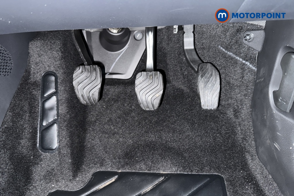 Nissan Qashqai N-Connecta Manual Petrol SUV - Stock Number (1683558) - 24th supplementary image