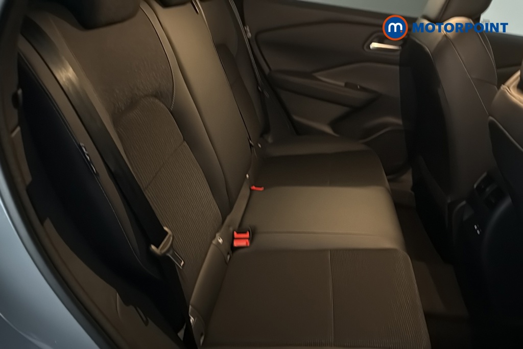 Nissan Qashqai N-Connecta Manual Petrol SUV - Stock Number (1683558) - 25th supplementary image