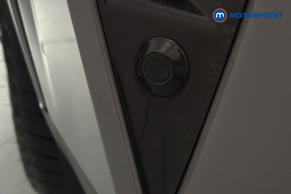 Nissan Qashqai N-Connecta Manual Petrol SUV - Stock Number (1683558) - 38th supplementary image